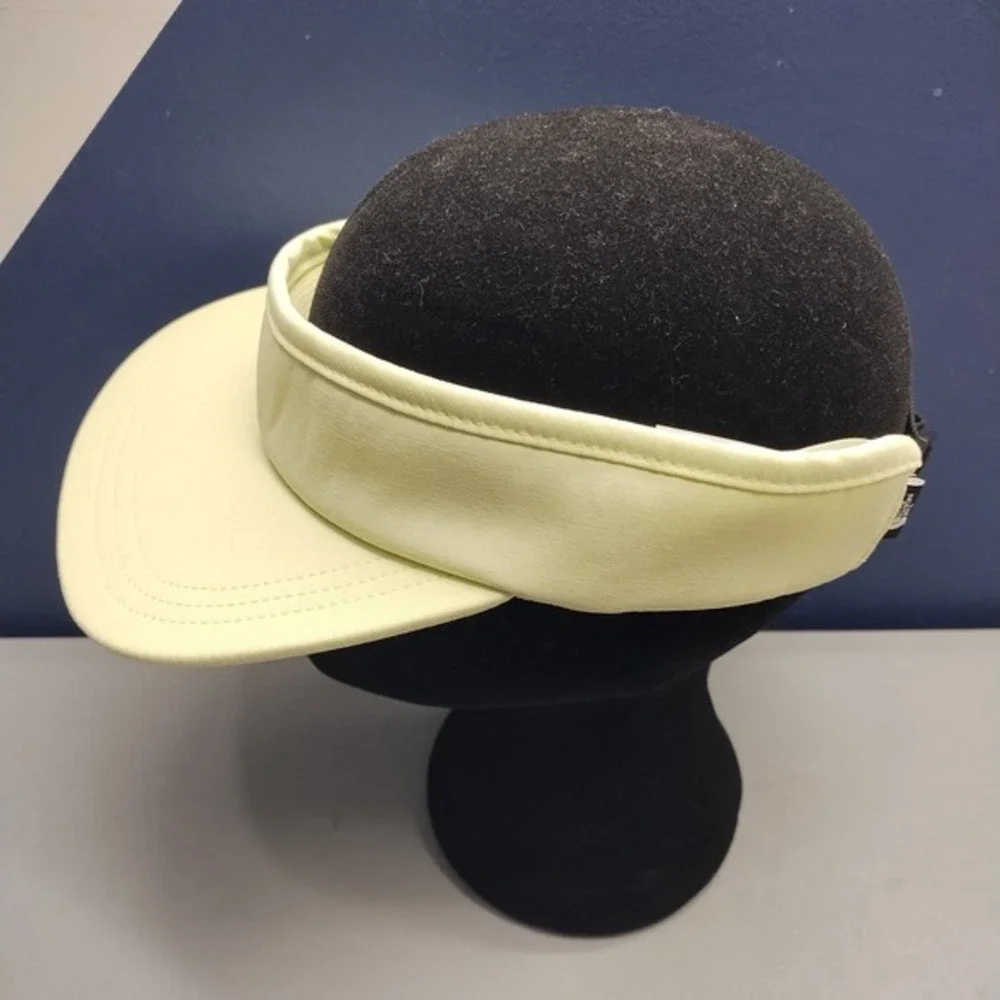 The North Face Class V Visor‎ Hat Unisex One Size Green Adjustable Backstrap
